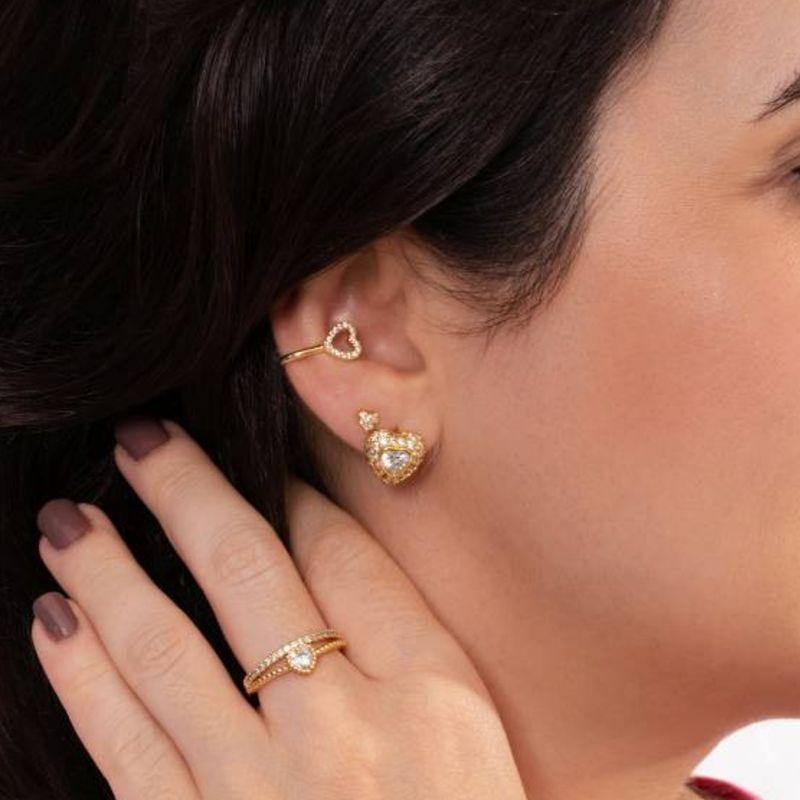 FAKE PIERCING CORAÇÃO VAZADO EM ZIRCONIA BANHADO A OUTRO