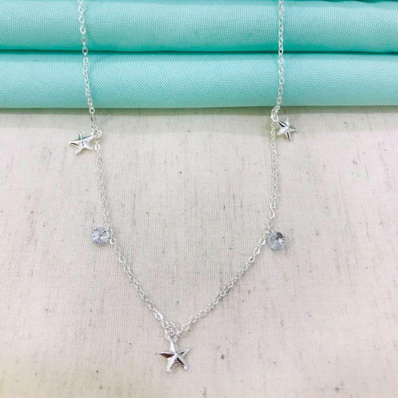 CHOKER CORRENTE CADEADO COM ESTRELAS E TIFFANY BANHADO A PRATA
